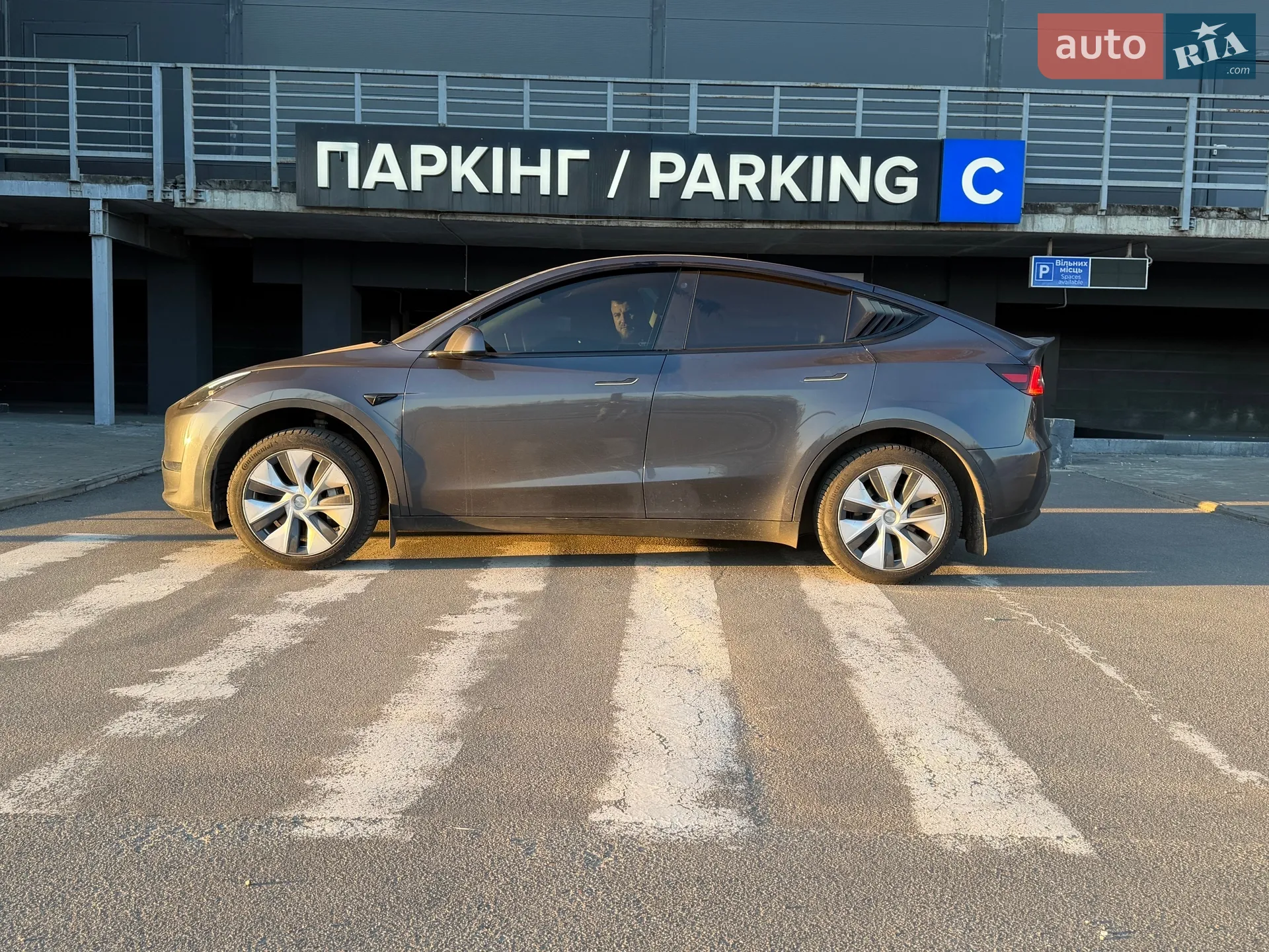 2021 Tesla Model Y - мініатюра 10
