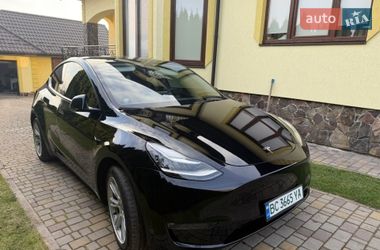 Позашляховик / Кросовер Tesla Model Y 2022 в Львові
