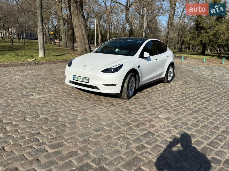 Внедорожник / Кроссовер Tesla Model Y 2023 в Одессе