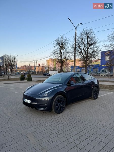 Позашляховик / Кросовер Tesla Model Y 2024 в Хмельницькому