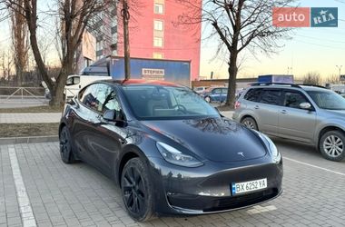 Внедорожник / Кроссовер Tesla Model Y 2024 в Хмельницком