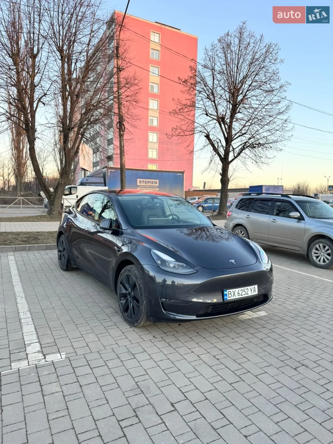 2024 Tesla Model Y - мініатюра 12