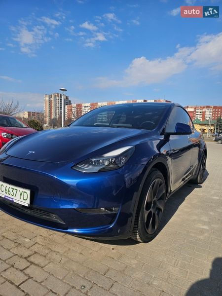 Внедорожник / Кроссовер Tesla Model Y 2023 в Львове