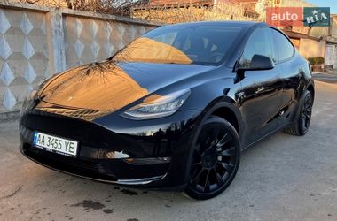 Позашляховик / Кросовер Tesla Model Y 2023 в Києві