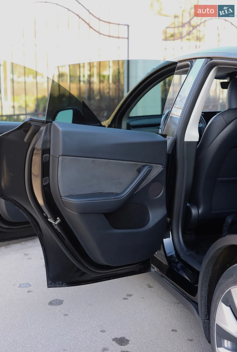 2023 Tesla Model Y - мініатюра 17