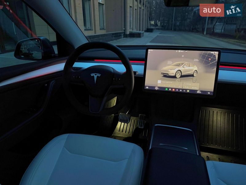 Внедорожник / Кроссовер Tesla Model Y 2023 в Харькове