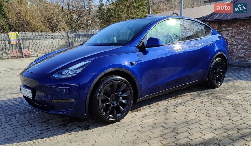 Tesla Model Y 2022