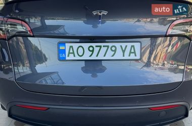 Внедорожник / Кроссовер Tesla Model Y 2022 в Ужгороде