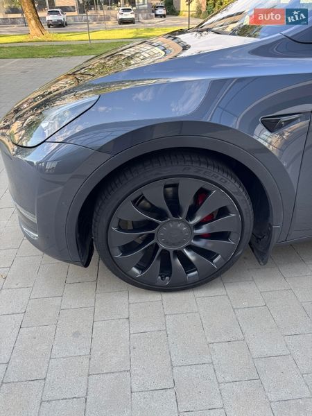 Внедорожник / Кроссовер Tesla Model Y 2022 в Ужгороде фото 10 Внедорожник / Кроссовер Tesla Model Y 2022 в Ужгороде