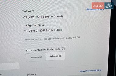 Внедорожник / Кроссовер Tesla Model Y 2022 в Ужгороде