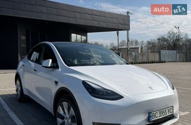 Позашляховик / Кросовер Tesla Model Y 2023 в Львові