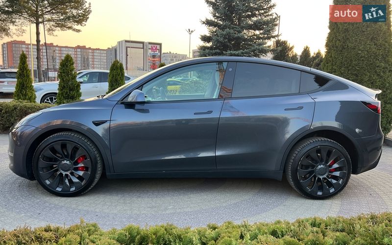 Внедорожник / Кроссовер Tesla Model Y 2020 в Львове