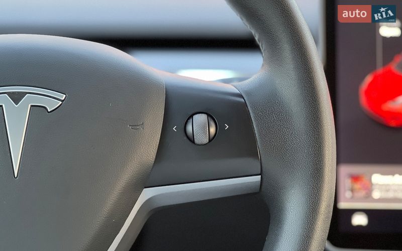 Внедорожник / Кроссовер Tesla Model Y 2020 в Львове