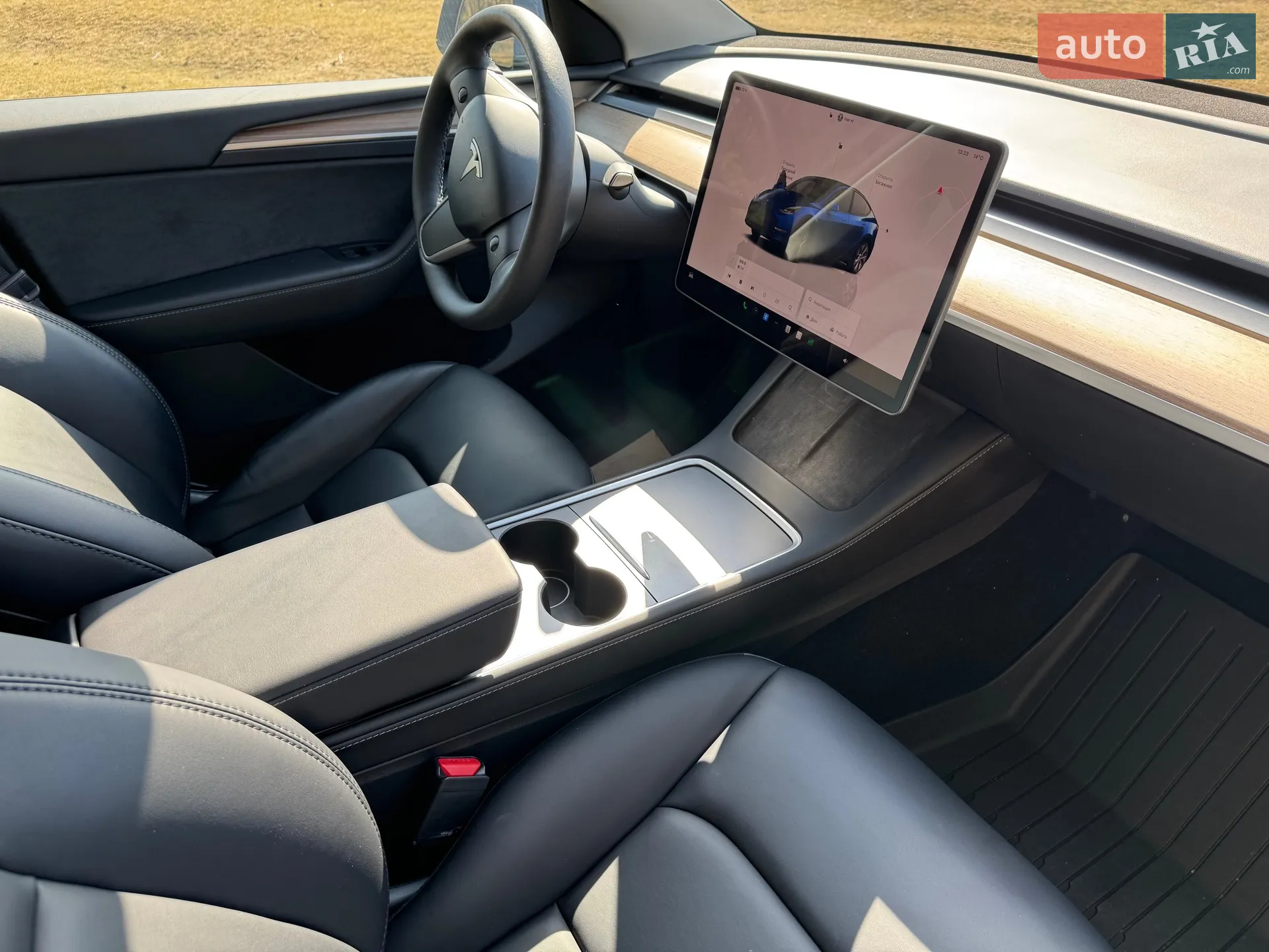 2024 Tesla Model Y - мініатюра 17