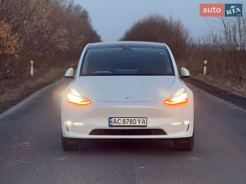 Tesla Model Y 2022 Tesla Model Y 2022