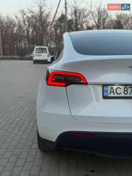 Внедорожник / Кроссовер Tesla Model Y 2022 в Луцке