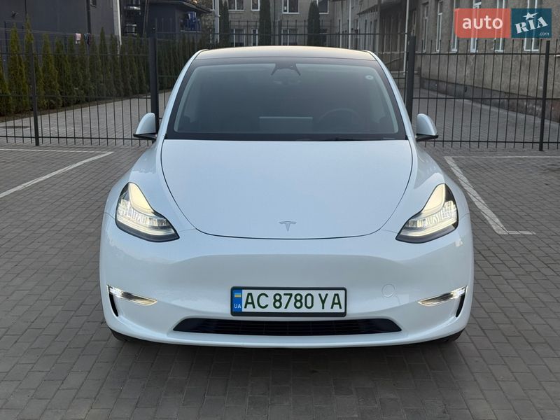 Внедорожник / Кроссовер Tesla Model Y 2022 в Луцке