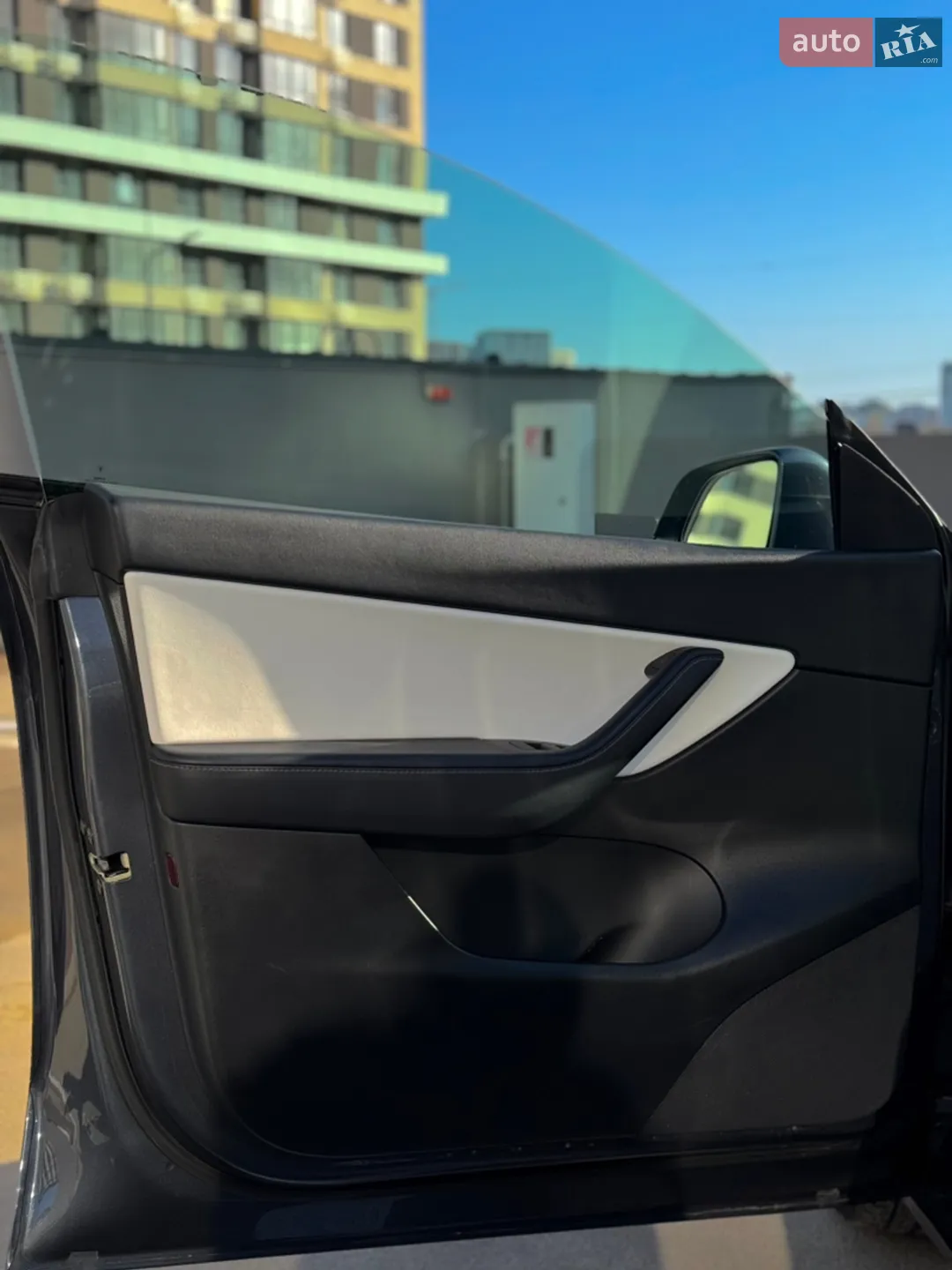 2022 Tesla Model Y - мініатюра 16