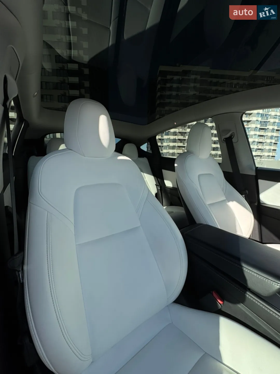 2022 Tesla Model Y - мініатюра 29