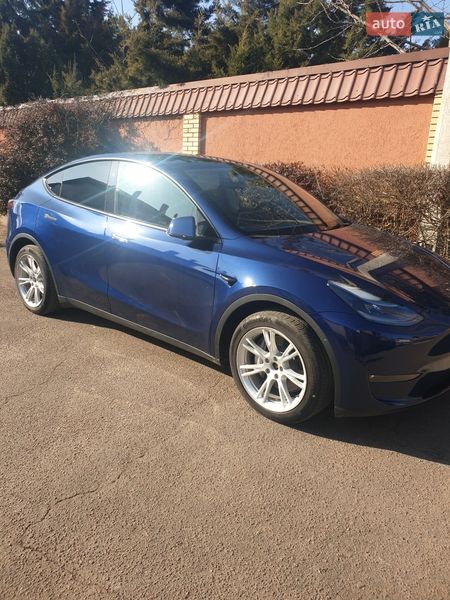 Внедорожник / Кроссовер Tesla Model Y 2023 в Одессе