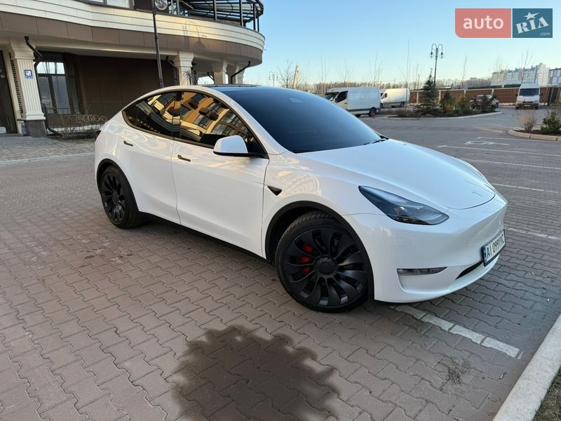 Tesla Model Y 2024 Tesla Model Y 2024