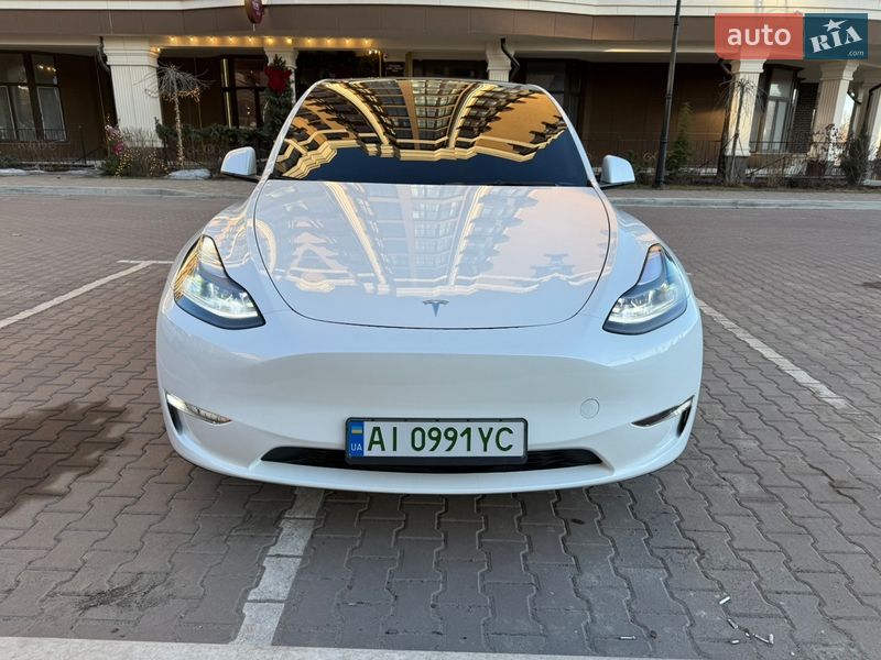 Позашляховик / Кросовер Tesla Model Y 2024 в Києві фото 8 Позашляховик / Кросовер Tesla Model Y 2024 в Києві
