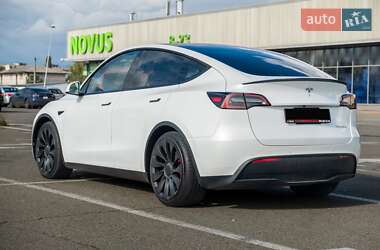 Внедорожник / Кроссовер Tesla Model Y 2022 в Киеве