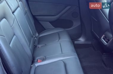 Внедорожник / Кроссовер Tesla Model Y 2024 в Черновцах