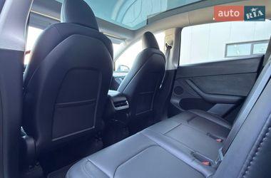 Внедорожник / Кроссовер Tesla Model Y 2024 в Черновцах