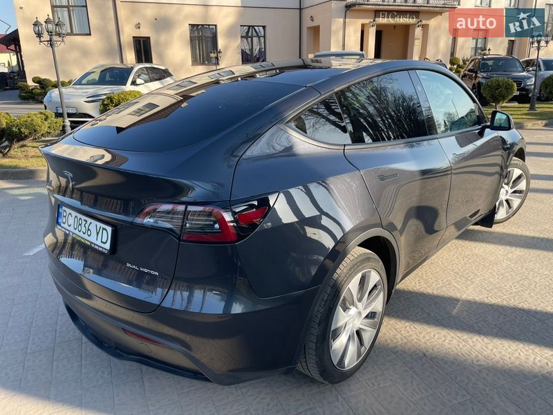 Внедорожник / Кроссовер Tesla Model Y 2024 в Стрые
