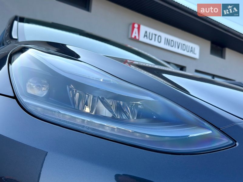Внедорожник / Кроссовер Tesla Model Y 2024 в Черновцах