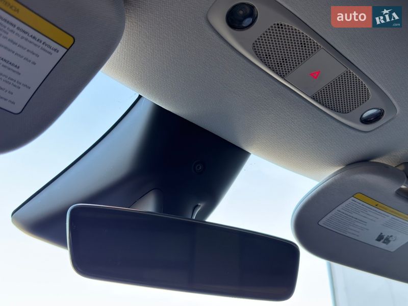 Внедорожник / Кроссовер Tesla Model Y 2024 в Черновцах