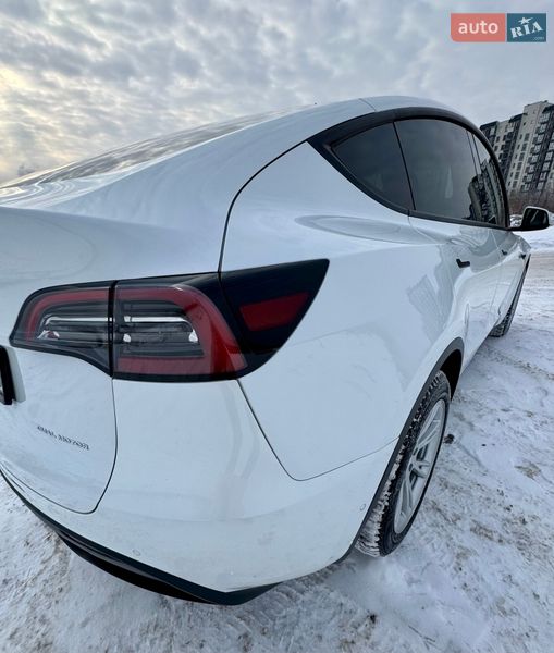 Внедорожник / Кроссовер Tesla Model Y 2022 в Киеве
