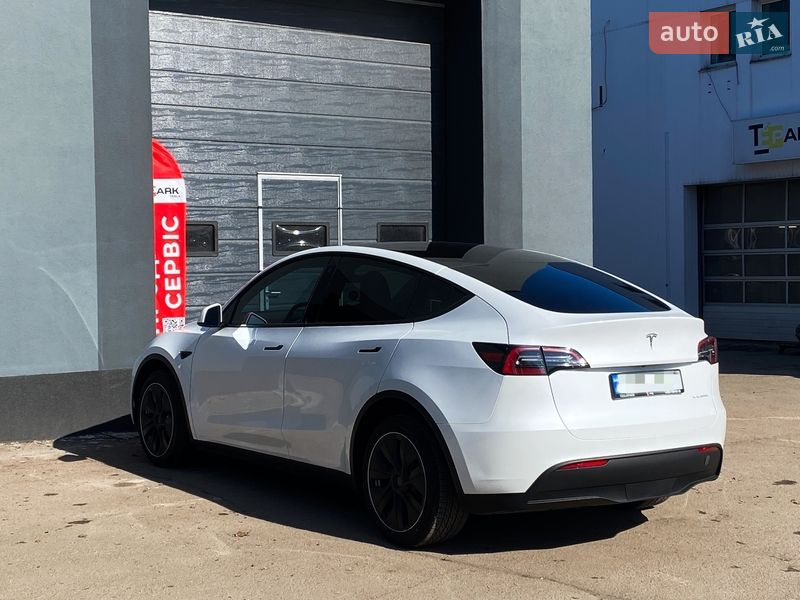 Внедорожник / Кроссовер Tesla Model Y 2023 в Киеве фото 9 Внедорожник / Кроссовер Tesla Model Y 2023 в Киеве
