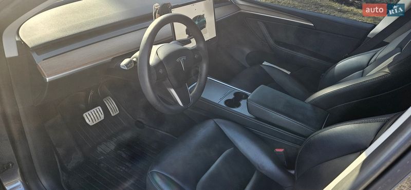 Внедорожник / Кроссовер Tesla Model Y 2023 в Харькове