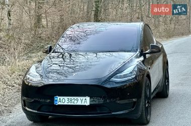 Позашляховик / Кросовер Tesla Model Y 2021 в Ужгороді