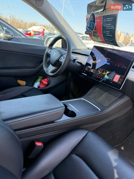 Внедорожник / Кроссовер Tesla Model Y 2021 в Львове