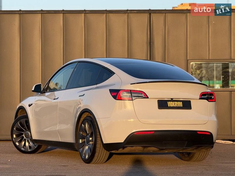 Внедорожник / Кроссовер Tesla Model Y 2023 в Киеве фото 14 Внедорожник / Кроссовер Tesla Model Y 2023 в Киеве
