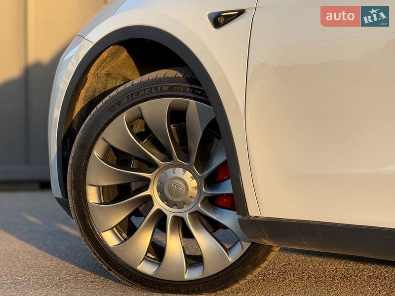 Внедорожник / Кроссовер Tesla Model Y 2023 в Киеве фото 19 Внедорожник / Кроссовер Tesla Model Y 2023 в Киеве