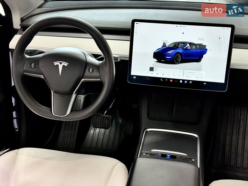 Позашляховик / Кросовер Tesla Model Y 2023 в Миколаєві