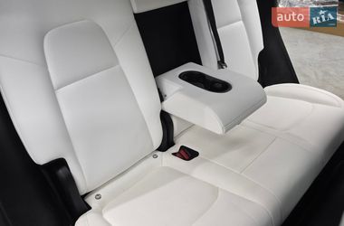 Внедорожник / Кроссовер Tesla Model Y 2021 в Киеве