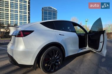Внедорожник / Кроссовер Tesla Model Y 2023 в Днепре