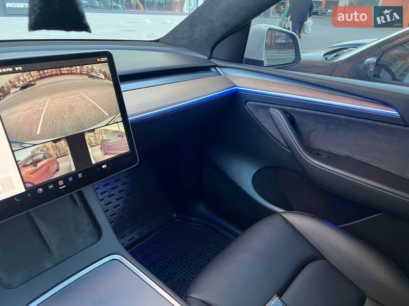 Внедорожник / Кроссовер Tesla Model Y 2023 в Днепре