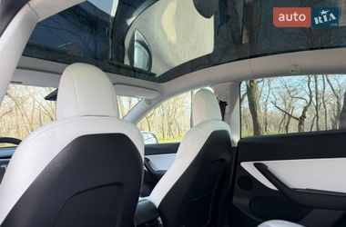 Внедорожник / Кроссовер Tesla Model Y 2021 в Одессе
