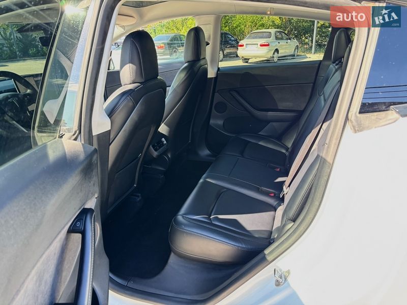 Внедорожник / Кроссовер Tesla Model Y 2021 в Кропивницком