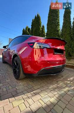Внедорожник / Кроссовер Tesla Model Y 2022 в Ровно