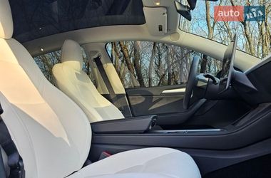 Внедорожник / Кроссовер Tesla Model Y 2023 в Днепре