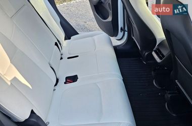 Внедорожник / Кроссовер Tesla Model Y 2023 в Днепре