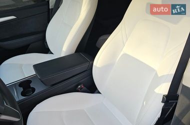 Внедорожник / Кроссовер Tesla Model Y 2023 в Днепре