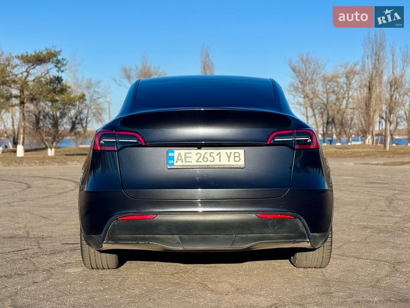 Внедорожник / Кроссовер Tesla Model Y 2024 в Каменском